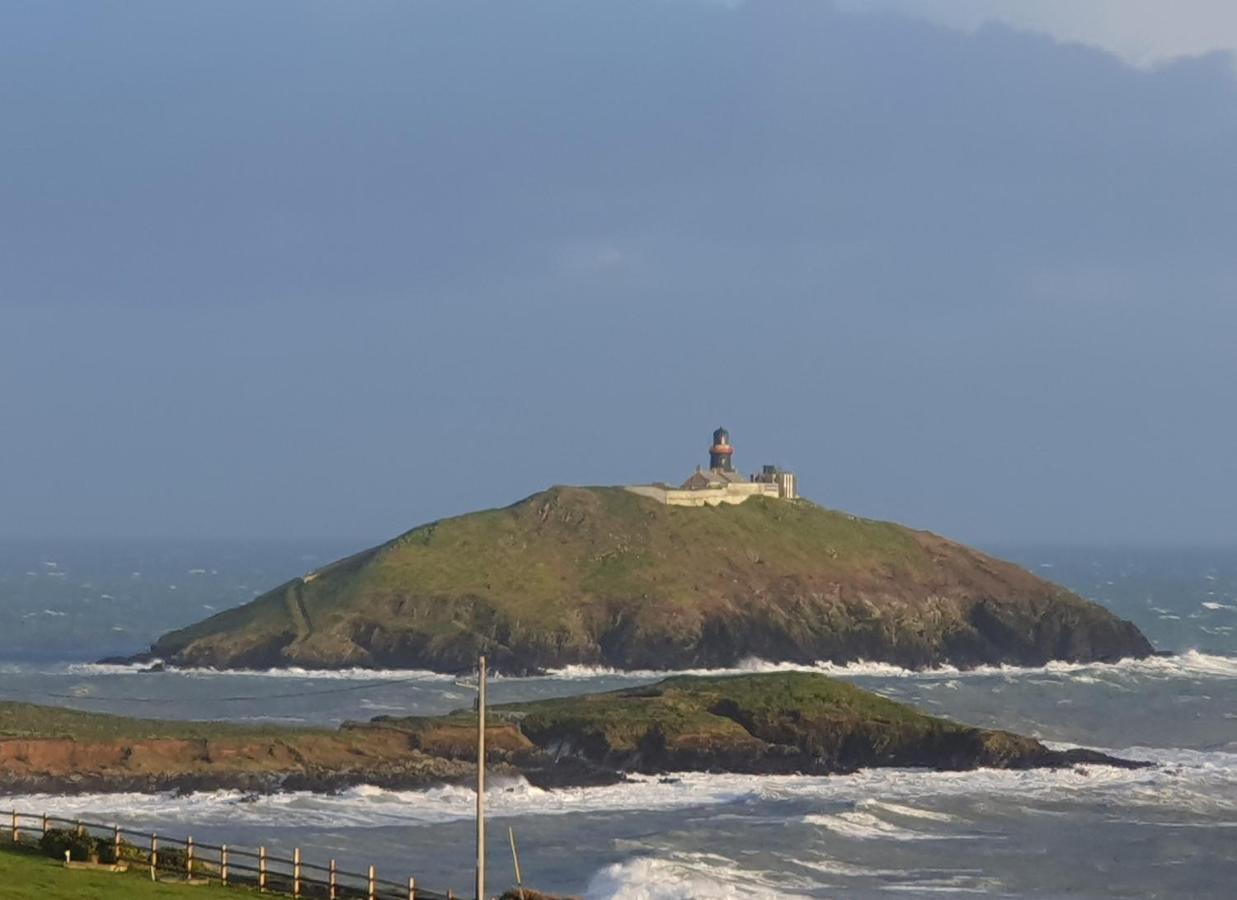 Ballycotton Holiday Apartment No 6 By Trident Holiday Homes Екстер'єр фото
